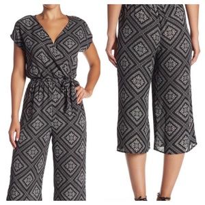 Como Vintage - Handkerchief Design XS Cropped Jumpsuit - NWT